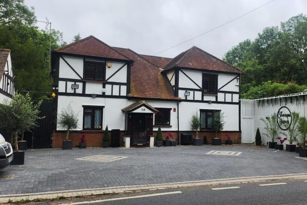 Shreem Homes * Wraysbury
